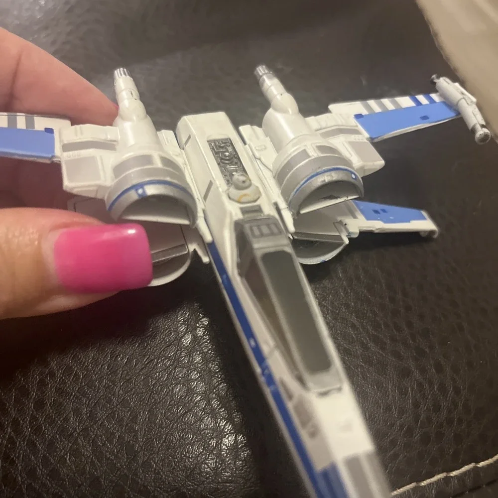 Disney Star Wars The Force Awakens Resistance X-Wing Fighter Diecast Vehicle‎